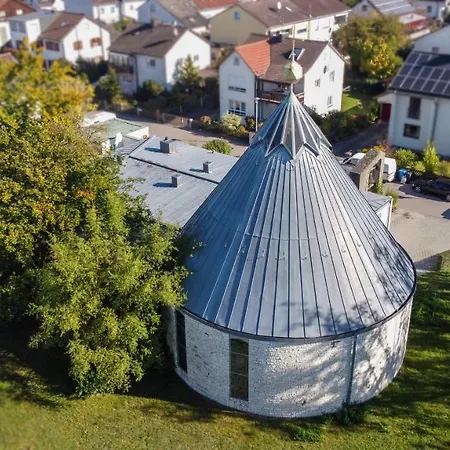 Dreamcation - Ehemalige Kirche & Souterrain Wohnung, 3d-tour, Terrasse, Bbq, Kamin Apartman Kelheim
