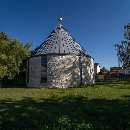 Dreamcation - Ehemalige Kirche & Souterrain Wohnung, 3d-tour, Terrasse, Bbq, Kamin Kelheim