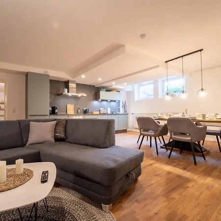 Dreamcation - Ehemalige Kirche & Souterrain Wohnung, 3d-tour, Terrasse, Bbq, Kamin * Kelheim