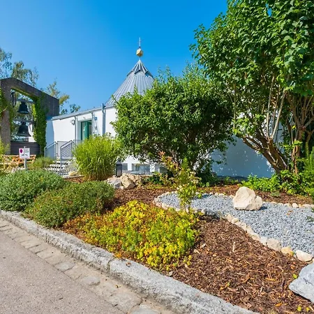Dreamcation - Ehemalige Kirche & Souterrain Wohnung, 3d-tour, Terrasse, Bbq, Kamin Apartman