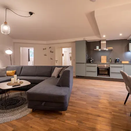 Dreamcation - Ehemalige Kirche & Souterrain Wohnung, 3d-tour, Terrasse, Bbq, Kamin Апартаменты Кельхайм