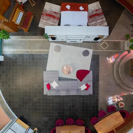 Dreamcation - Ehemalige Kirche & Souterrain Wohnung, 3d-tour, Terrasse, Bbq, Kamin * Kelheim